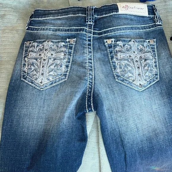 Women jeans - Picture 2 of 2